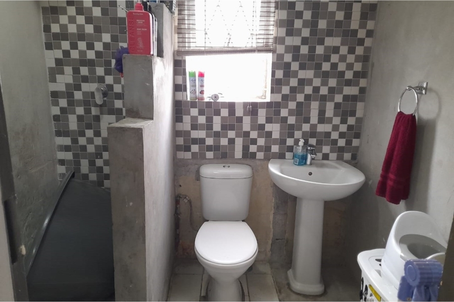 2 Bedroom Property for Sale in The Hague Western Cape